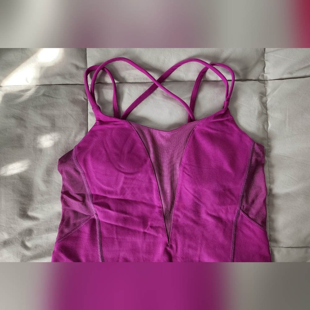 Lululemon Exquisite Tank size 8